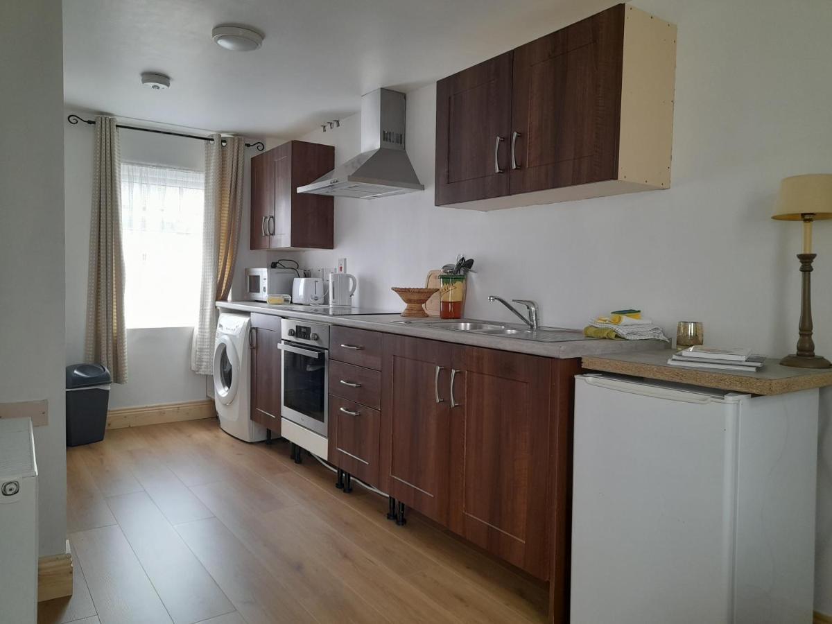 Central Town Apartment Уексфорд Екстериор снимка